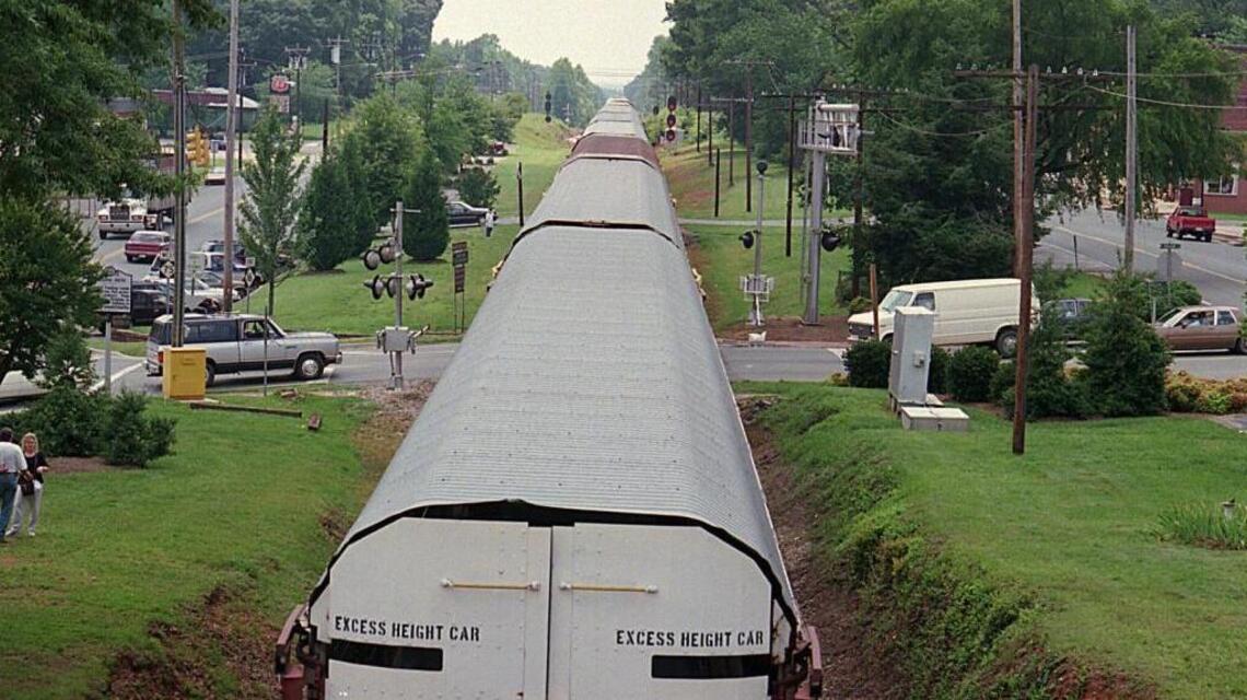 Google will map railroad crossings in partnership with rail agency