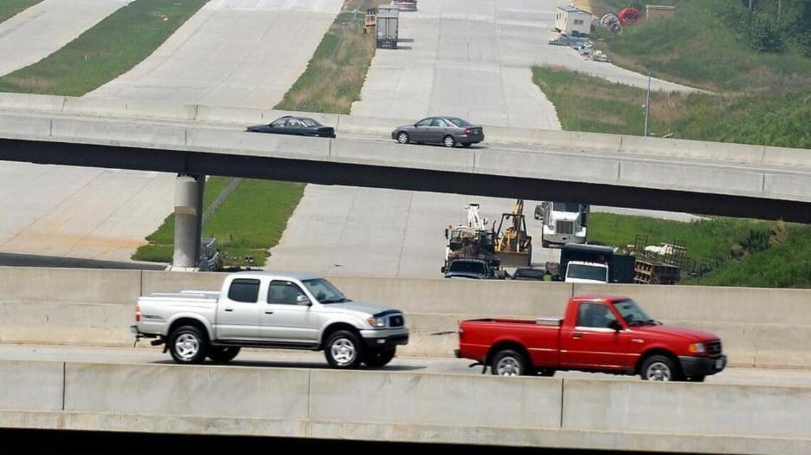 Oakdale Road interchange takes shape on I-485