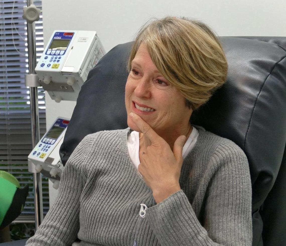 Joelle Smith, who was diagnosed with stage 4 four breast cancer in 2012, kept her hair during chemotherapy treatments by using a device that’s new to Charlotte.