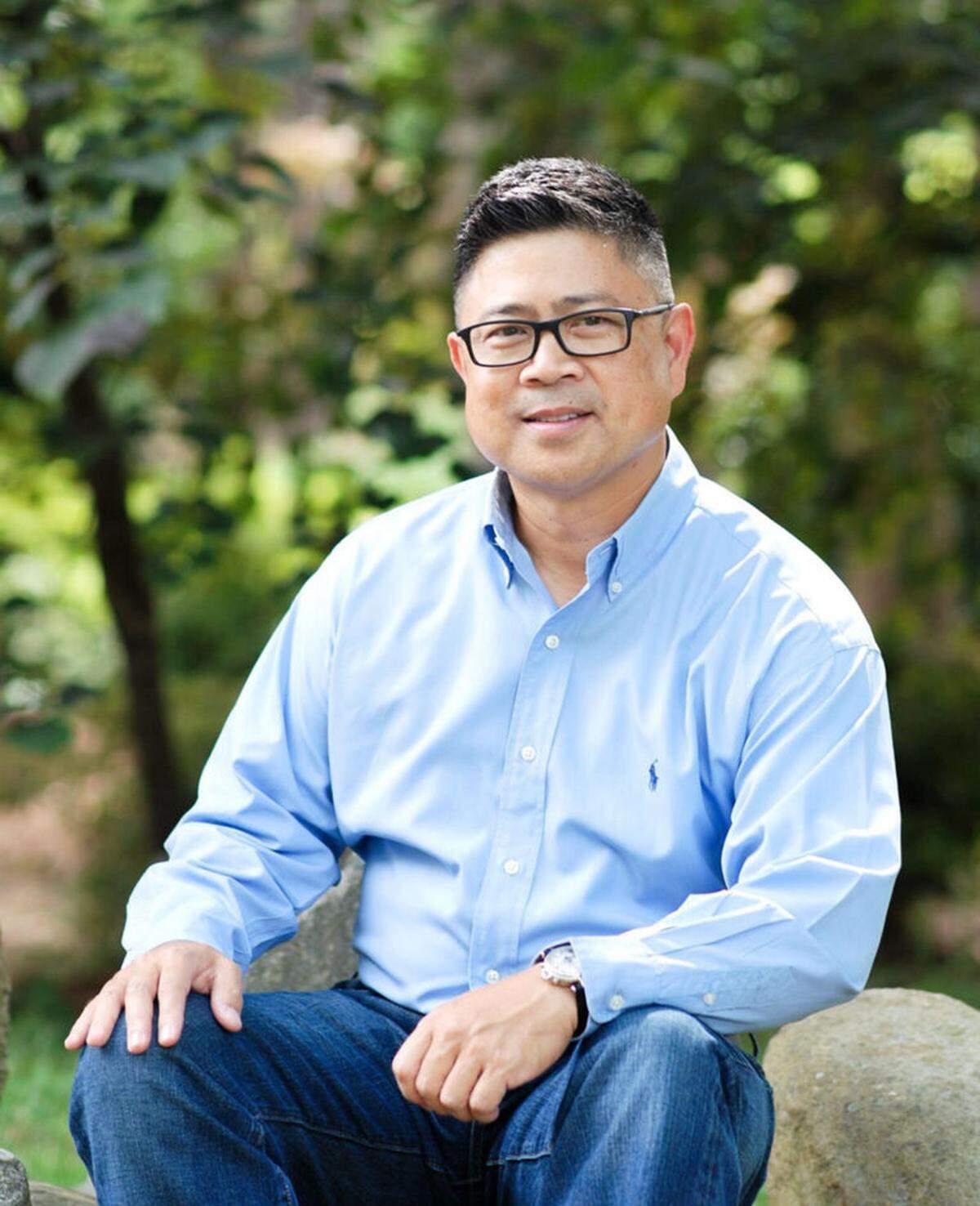 Ro Lawsin is a candidate for Charlotte-Mecklenburg Board of Education District 1 in the 2022 election.