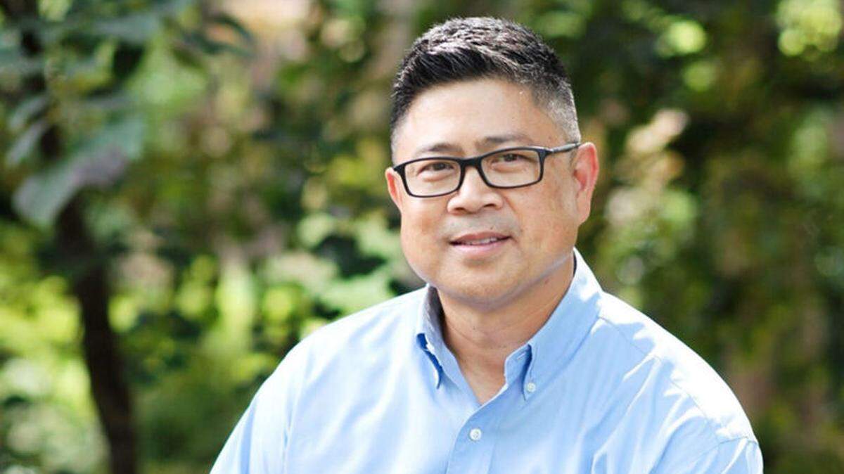 Ro Lawsin is a candidate for Charlotte-Mecklenburg Board of Education District 1 in the 2022 election.