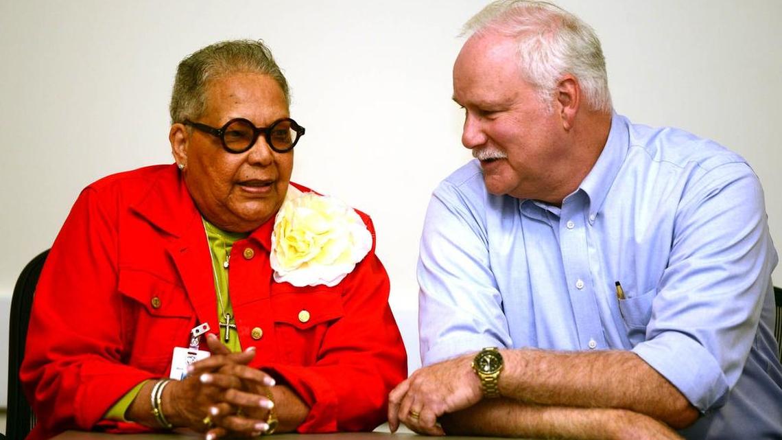 Mecklenburg County commissioners Vilma Leake (left) and Jim Puckett, both former school board members, are among four commissioners who have asked for a Tuesday vote on the Charlotte-Mecklenburg Schools student assignment plan.