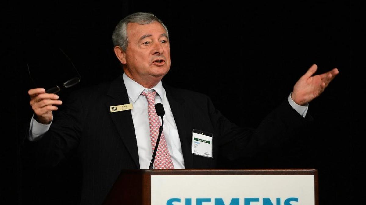 Dr. Tony Zeiss, president of Central Piedmont Community College, speaks at the Siemens Charlotte Energy Hub on Wednesday, September 24, 2014 in Charlotte, NC. He announced Thursday that he’s retiring.
