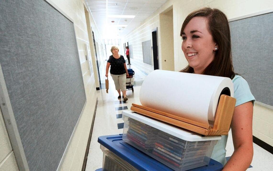 Ecstatic in August, discouraged by October, rookie teacher leaves CMS