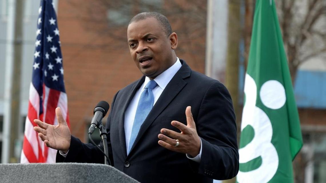 Anthony Foxx, who spoke at a CATS groundbreaking ceremony while he was transportation secretary in January, will chair Davidson College’s study of race and slavery.