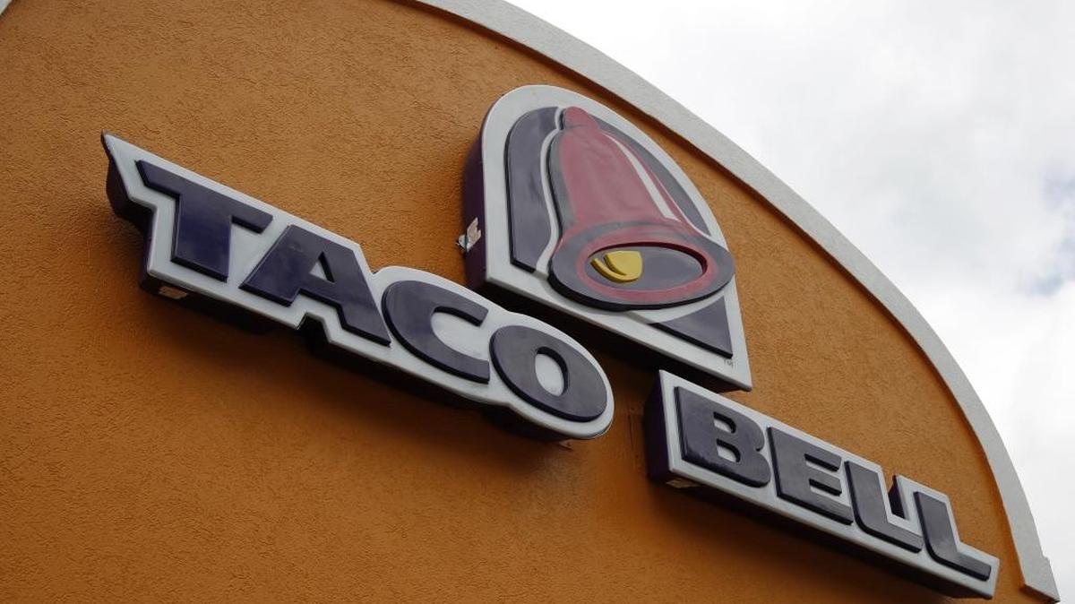 An employee at an upstate South Carolina Taco Bell is accused of throwing a burrito at his supervisor, after complaining about working early.