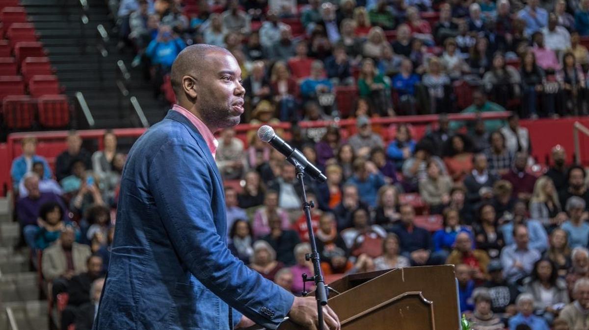 Bestselling author Ta-Nehisi Coates spoke to a sold-out audience at Davidson College Monday evening.