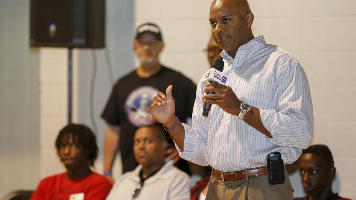
Earlier this month, Charlotte Mecklenburg Police Chief Kerr Putney spoke at a “Cops and Barbers” town hall event. 
