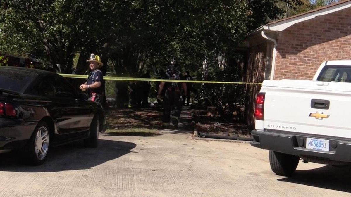 Scene of Chandler Drive fire.