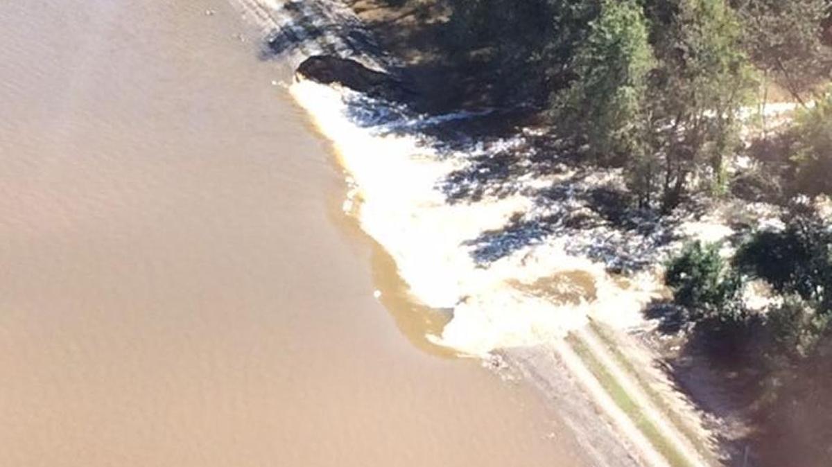 The crack that opened in an earthen wall around a cooling water pond at the H.F. Lee power plant in Goldsboro.
