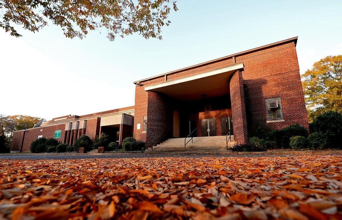 Charlotte’s historic Wilmore Elementary School, built in 1925, was sold for over $8.1 million, possibly paving the way for a mixed-use development project.