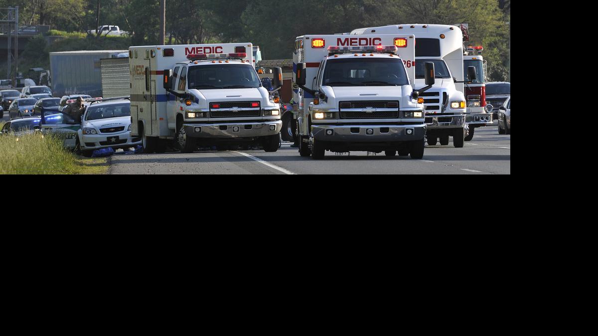 
A wreck on Interstate 77 southbound involving a Mecklenburg County sheriff's van has traffic backed past Sunset Road Tuesday morning.
