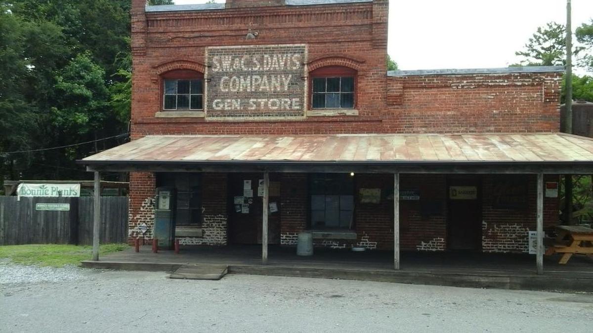 Davis General Store, 8940 Old Statesville Rd, Charlotte, NC. 2015. My colleague, Adam Bell, tells me Cinemax filmed a few seasons of ‘Banshee’ here. The store was a bar called ‘The Forge’.