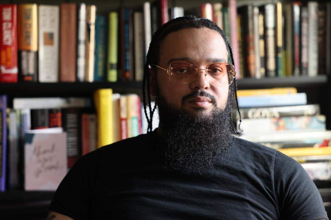 David Gary Graves was released from jail after more than 6 months on a murder charge he says he has nothing to do with. 