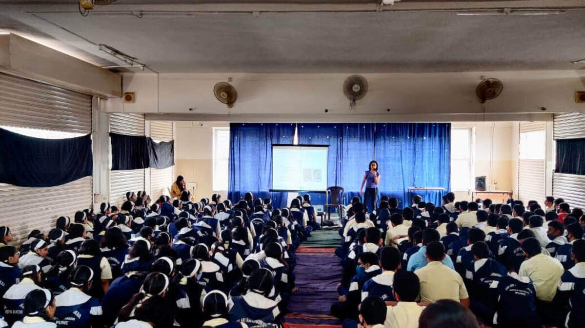 Students in India listen to a workshop about artificial intelligence and its applications thanks to AIBytes4You, a nonprofit dedicated to attracting minorities and underrepresented students to the field.