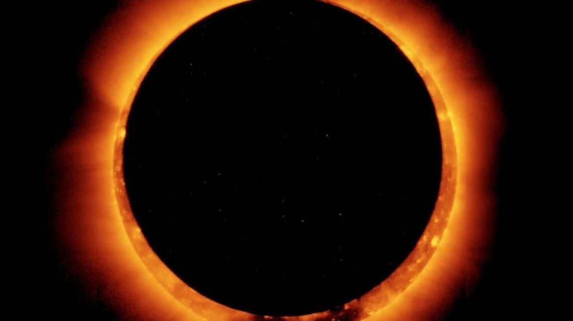 Davidson College to distribute eclipse glasses on Monday