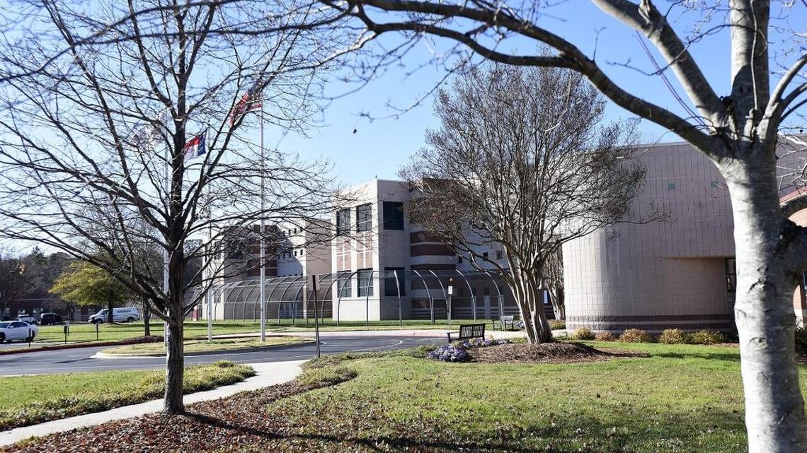 A juvenile offender housed at the Mecklenburg Jail North Juvenile Detention Center died of an apparent suicide Saturday, according to a new release from the North Carolina Department of Public Safety.