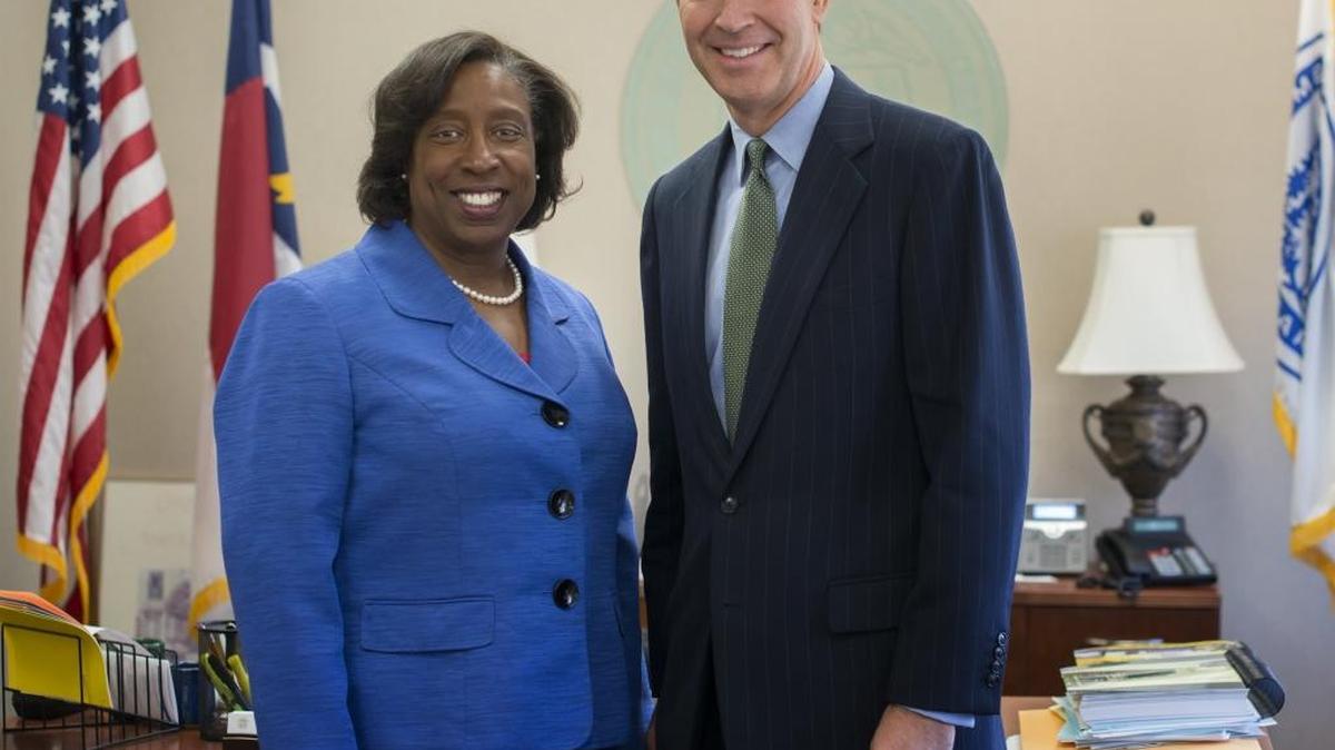 Ophelia Garmon-Brown stands with Dee O’Dell, co-chairs of the Charlotte-Mecklenburg Opportunity Task Force that is working to find ways to help the county’s poor overcome poverty. (2014 photo)