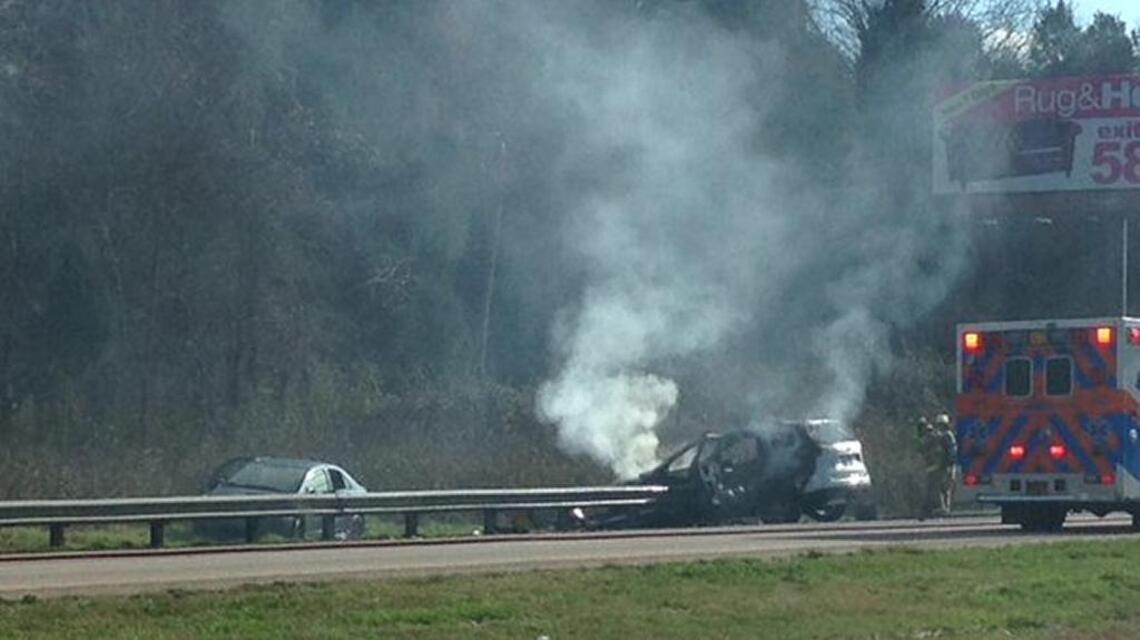 Wrecks closed I-85N for part of Saturday near Kannapolis