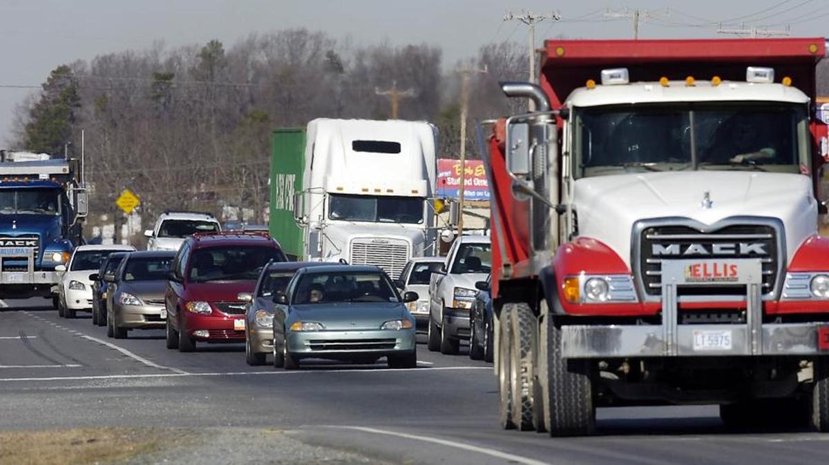 The Monroe Expressway is expected to ease traffic congestion on U.C. 74. It will extend nearly 20 miles parallel to that highway, from near its juncture with Interstate 485 in Mecklenburg County to a spot between the towns of Wingate and Marshville in Union County.