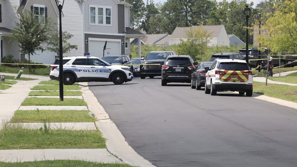 Charlotte man shot by officers had previous assault, kidnapping, firearm charges