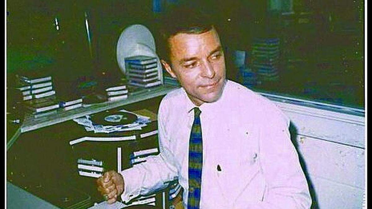 Jimmy Kilgo spent more than two decades in radio and on TV in Charlotte, beginning in the early 1950s. "Some people said he was Dick Clark before Dick Clark was Dick Clark," said Jimmy Kilgo's brother, John Kilgo.