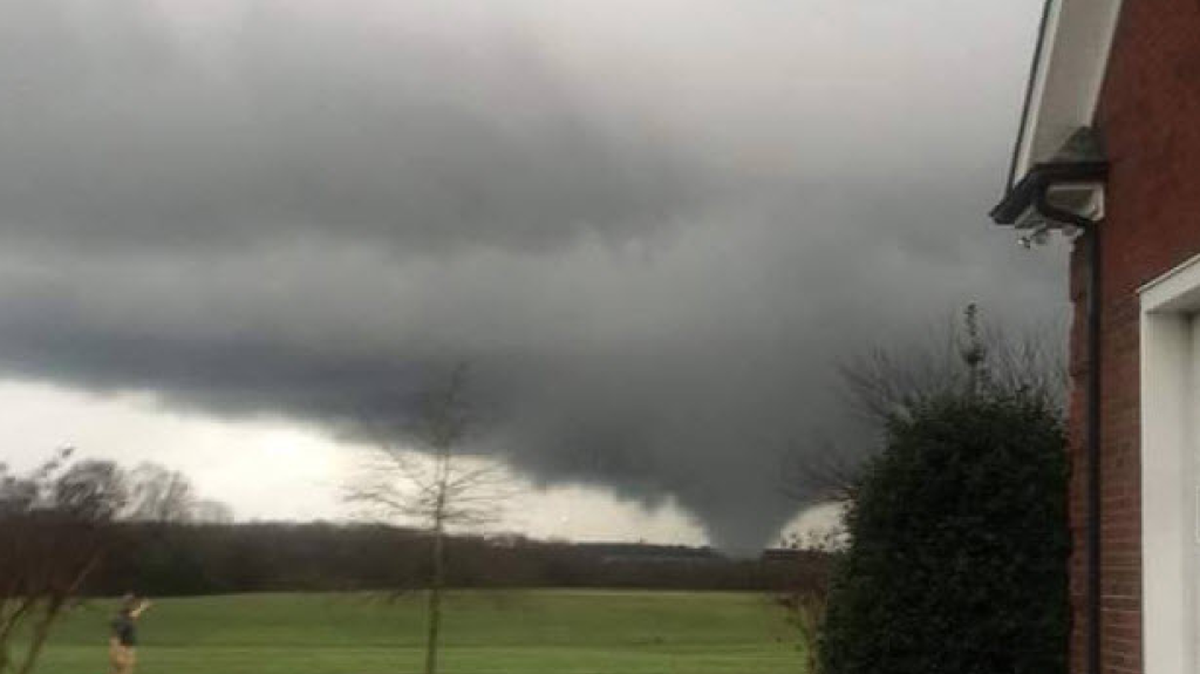 Possible funnel cloud spotted Monday in Union County, photo submitted by a viewer. 