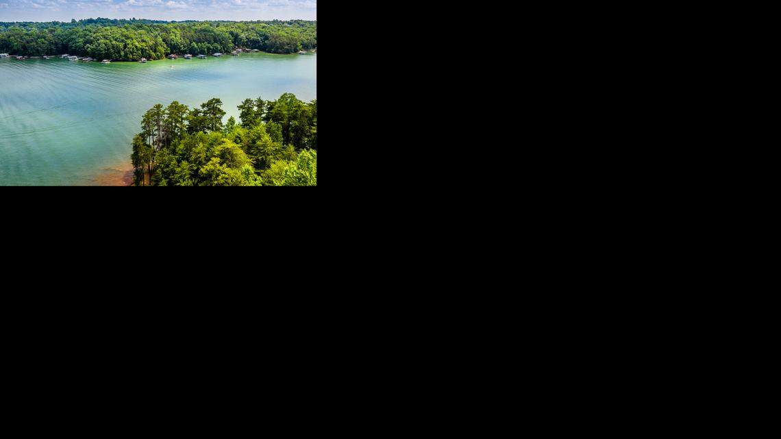 Motorcyclist speeding away from police dives into Lake Lanier to escape, troopers say