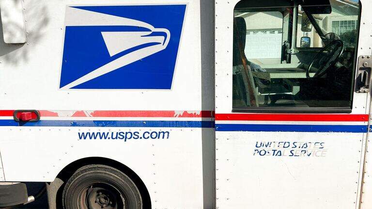 Trump, Musk actions raise fears of privatizing USPS. Middle Georgia postal workers push back