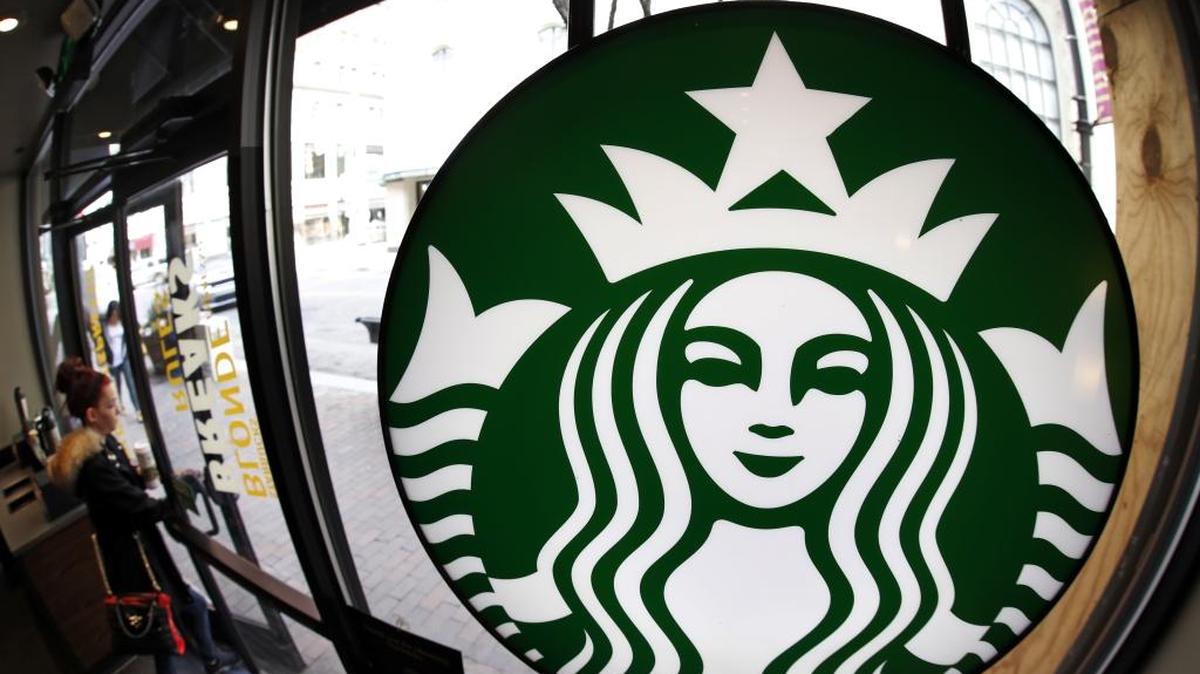 A Starbucks employee was dismissed after two black men were arrested in a Philadelphia store.