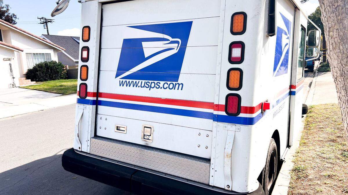 A 25-year-old and two others were convicted of stealing mail with an arrow key in New York, federal prosecutors said.