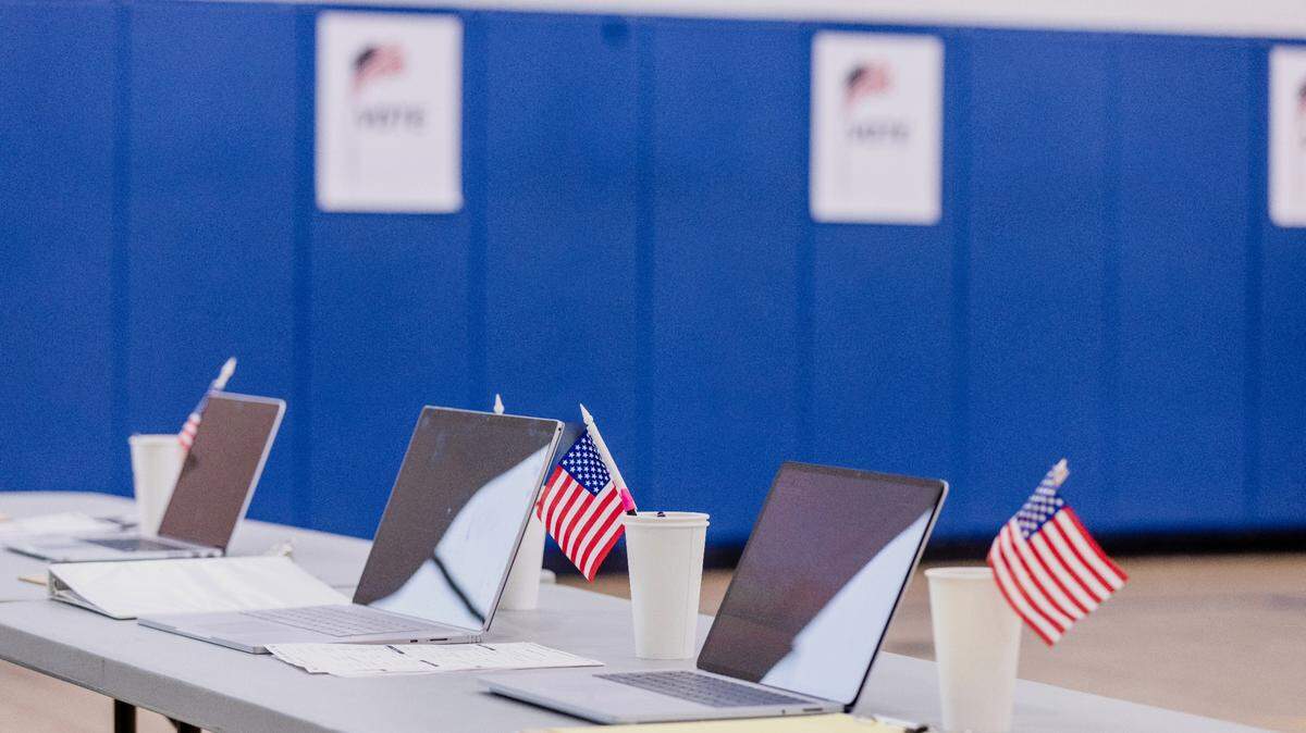 What is the “red mirage” and the “blue shift” on election night? Experts say to look out for it this year.
