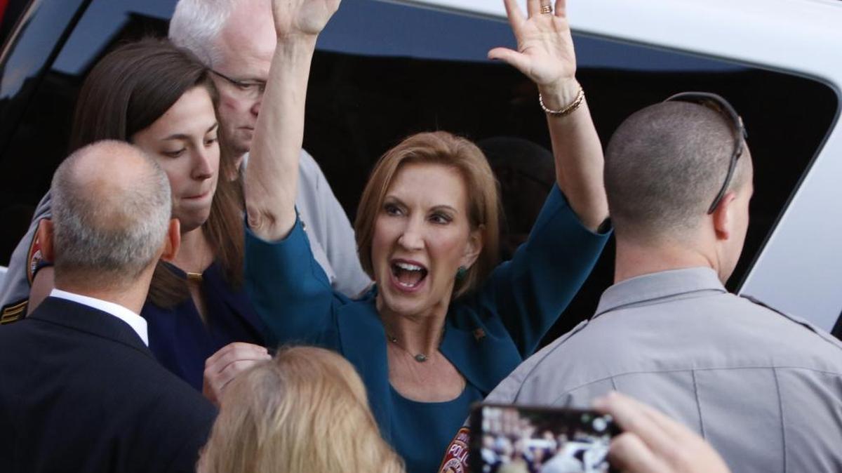
GOP presidential hopeful Carly Fiorina spoke at McBryde Hall at Winthrop University in Rock Hill on Wednesday. Carly Fiorina waves to supporters as she makes her way through a crowd to get to her car after speaking at Winthrop.
