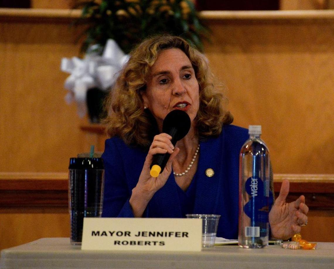 Mayor Jennifer Roberts