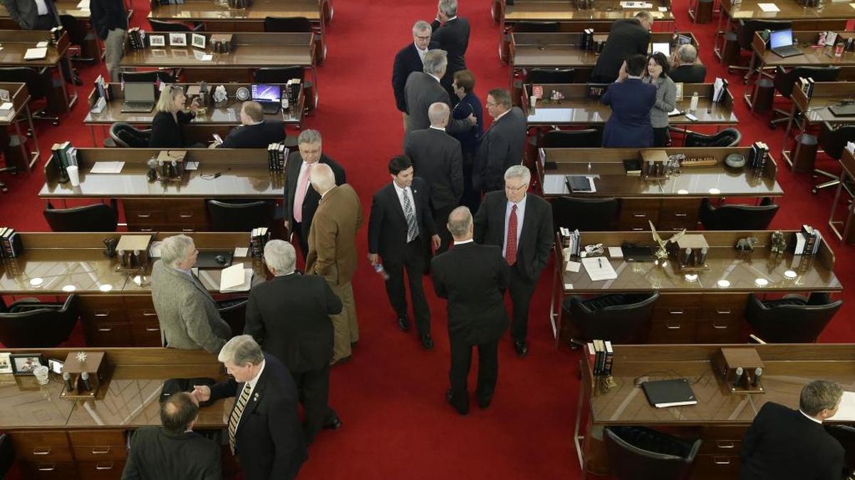North Carolina lawmakers gather on the House floor for the March 23 special session that passed HB2.