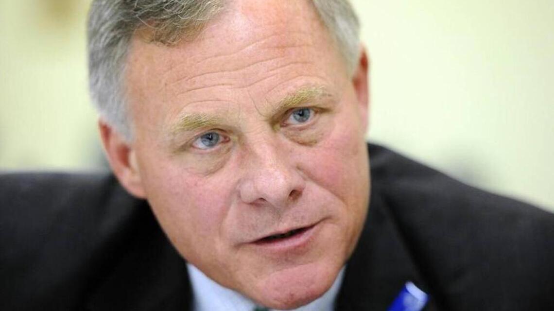 Richard Burr apologizes for joking about ‘bullseye’ on Hillary Clinton