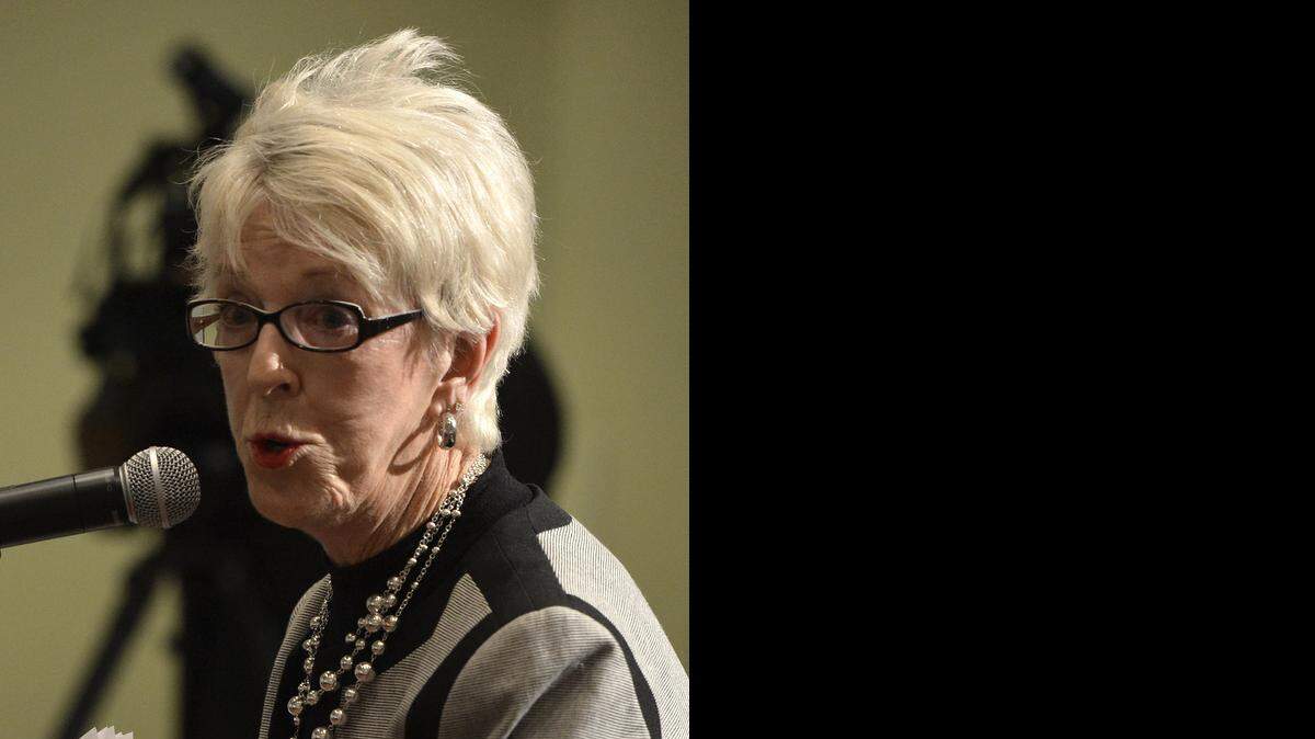
Ann Newman speaks about Medicaid expansion before the Mecklenburg County Delegation at the Charlotte-Mecklenburg Government Center, Friday, April 24, 2015.
