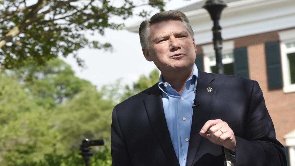 The Rev. Mark Harris of Charlotte is challenging incumbent US Rep. Robert Pittenger for the Republican nomination in North Carolina’s 9th congressional district.