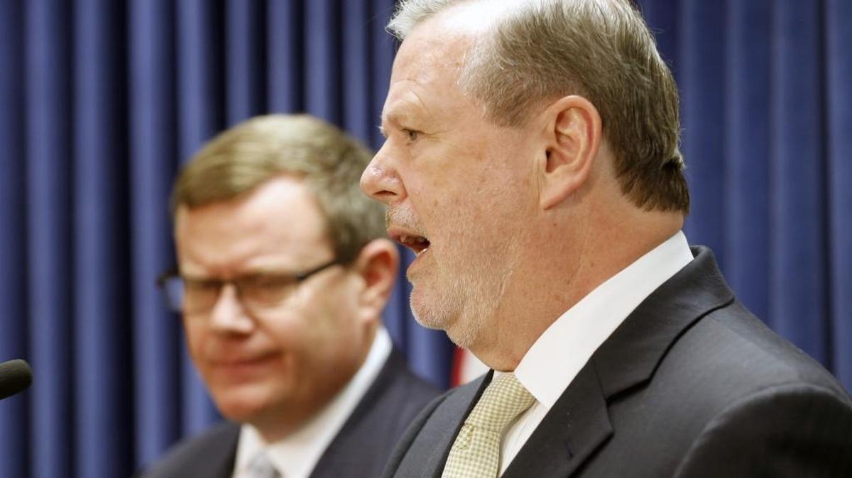 Republican leaders Rep. Tim Moore, speaker of the N.C. House, left, and Sen. Phil Berger, leader of the N.C. Senate, hold a press conference at the Legislative Building in Raleigh on March 28, 2017. Federal officials seek the dismissal of a lawsuit filed by Berger and Moore that challenged Gov. Roy Cooper’s plan to expand Medicaid.