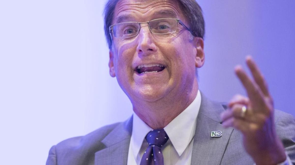 Governor Pat McCrory speaks during a visit to the North Carolina Association of Community College Trutees conference Thursday, September 8, 2016 at the Charlotte Marriott City Center. Photo by JASON E. MICZEK - Special to the Observer