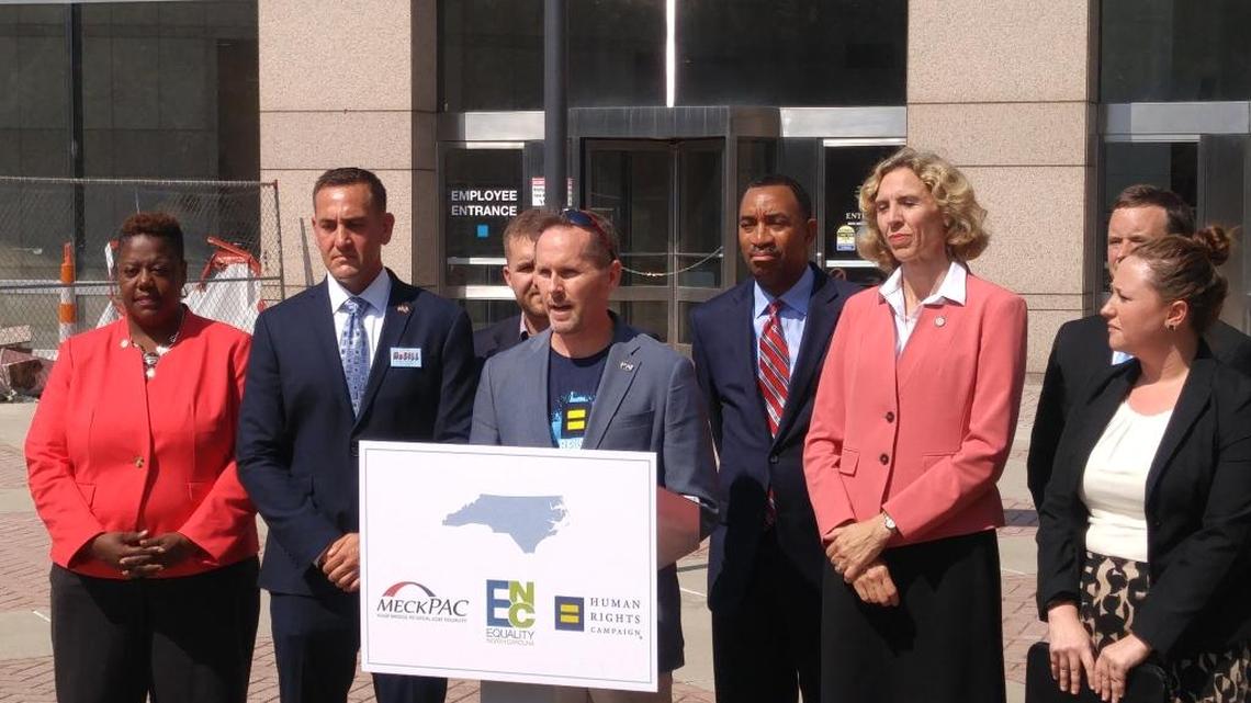 Scott Bishop of Charlotte, a member of the Human Rights Campaign board of directors, announces that his organization is endorsing Jennifer Roberts for mayor.