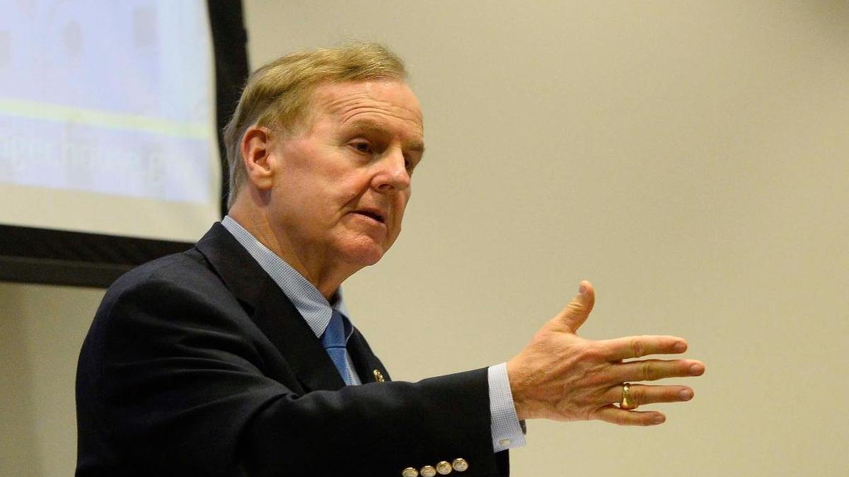 Congressman Robert Pittenger speaks to the audience during a town hall meeting in Mooresville on Aug. 11,2015. Pittenger helped introduce legislation two years ago that was included in this week’s budget deal. .