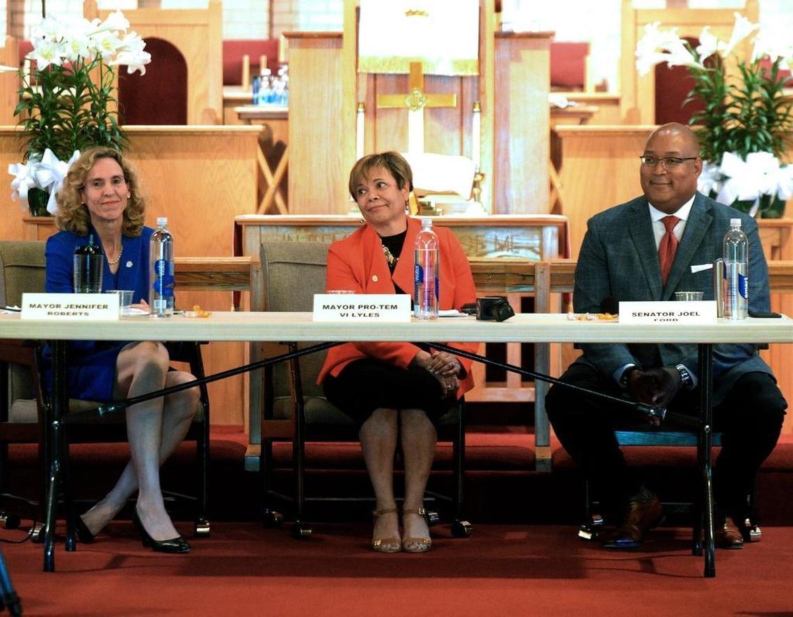 Incumbent Mayor Jennifer Roberts, left, Mayor Pro Tem Vi Lyles and state Sen. Joel Ford at the Charlotte Mayoral Democratic Primary Debate Kickoff at Weeping Willow A.M.E. Zion Church.