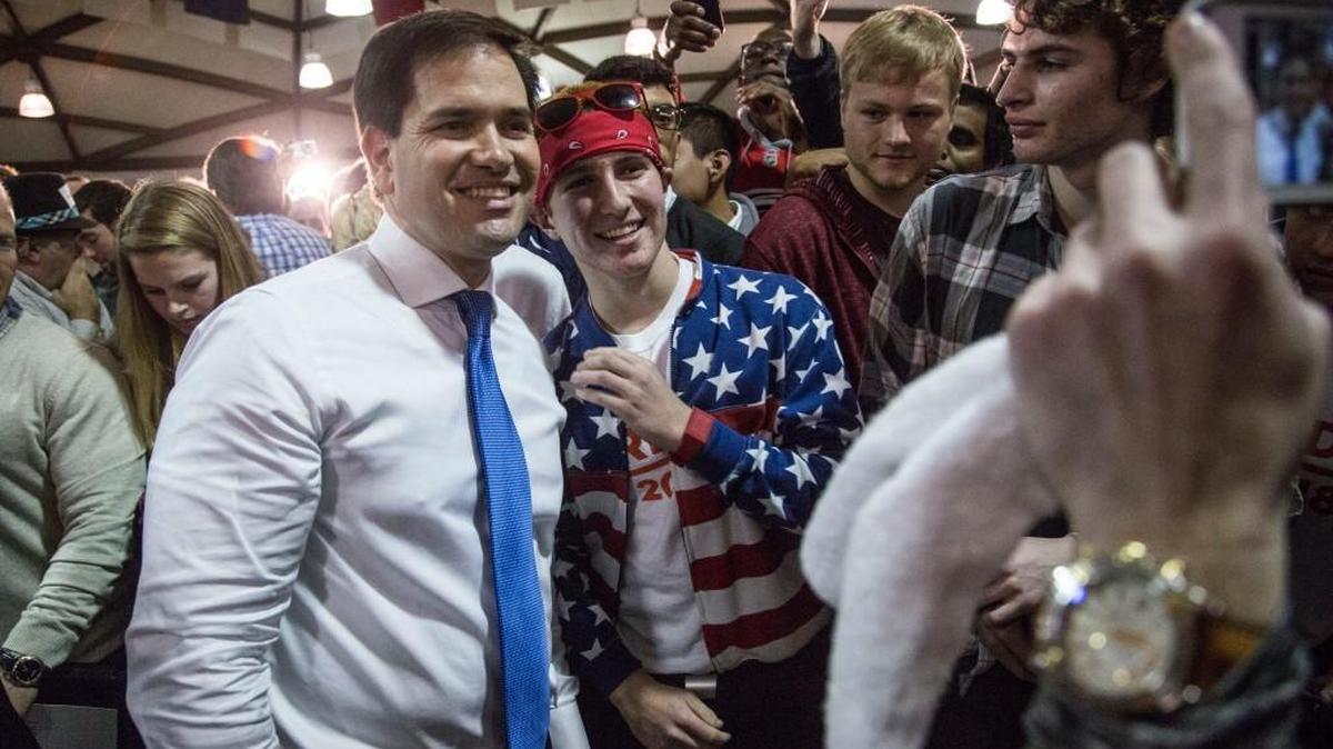 Sen. Marco Rubio pose for photos with supporters during a campaign rally Saturday, January 9, 2016 at the N.C. State Fairgrounds’ Gov. James E. Holshouser Building.