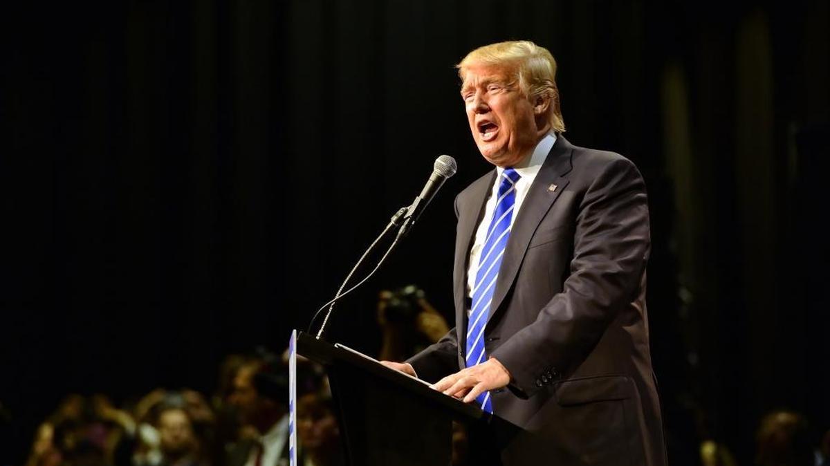 
Republican presidential candidate Donald Trump speaks during a rally at the TD Convention Center, Thursday, Aug. 27, 2015, in Greenville, S.C. 
