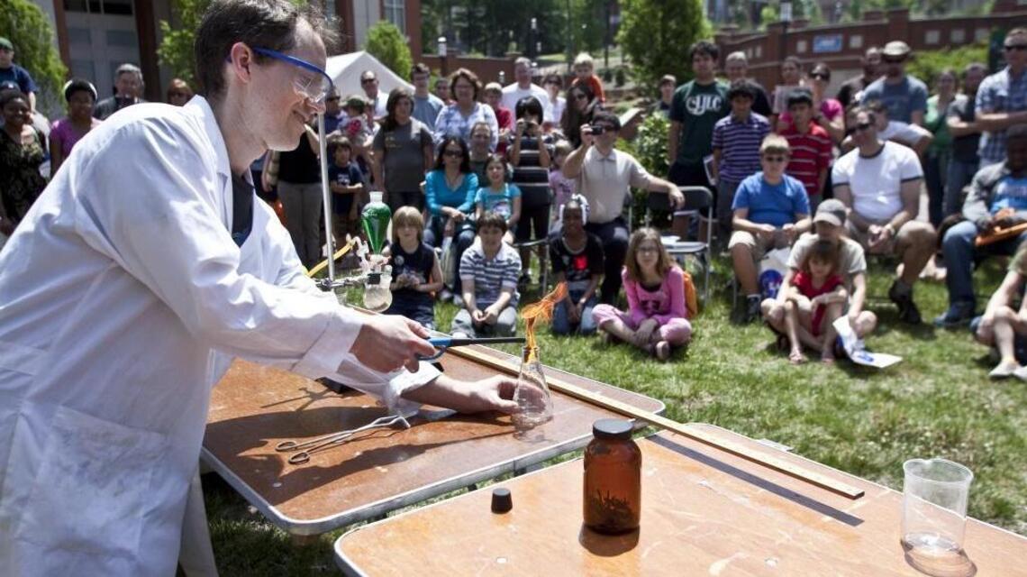 2016 N.C. Science Festival: Experiment with fun