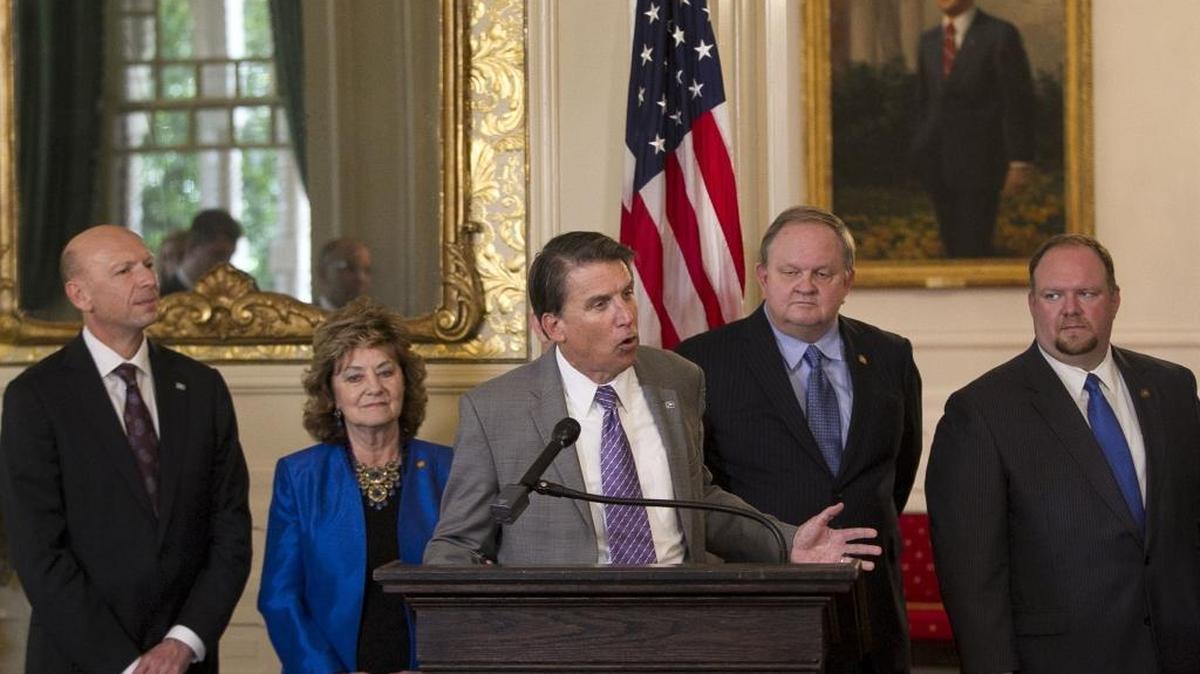 
Gov. Pat McCrory touts the new Medicaid privatization legislation before signing it into law.
