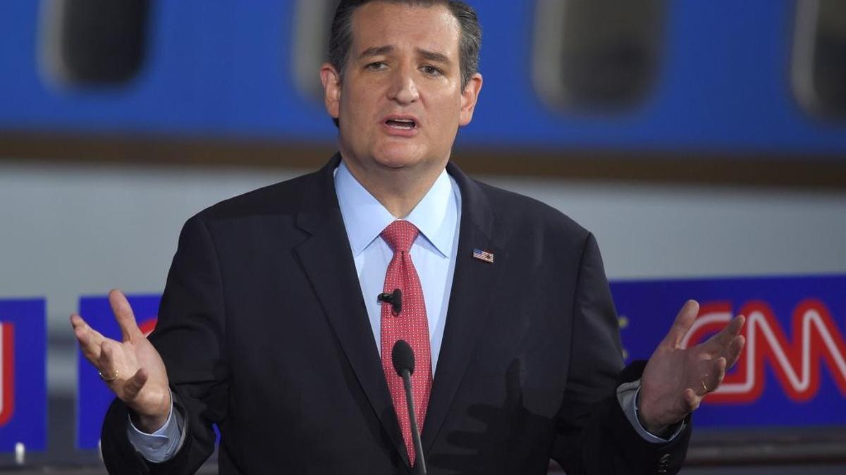 
Sen. Ted Cruz would rather shut down government than fund Planned Parenthood. Can the economy withstand his tactics?
