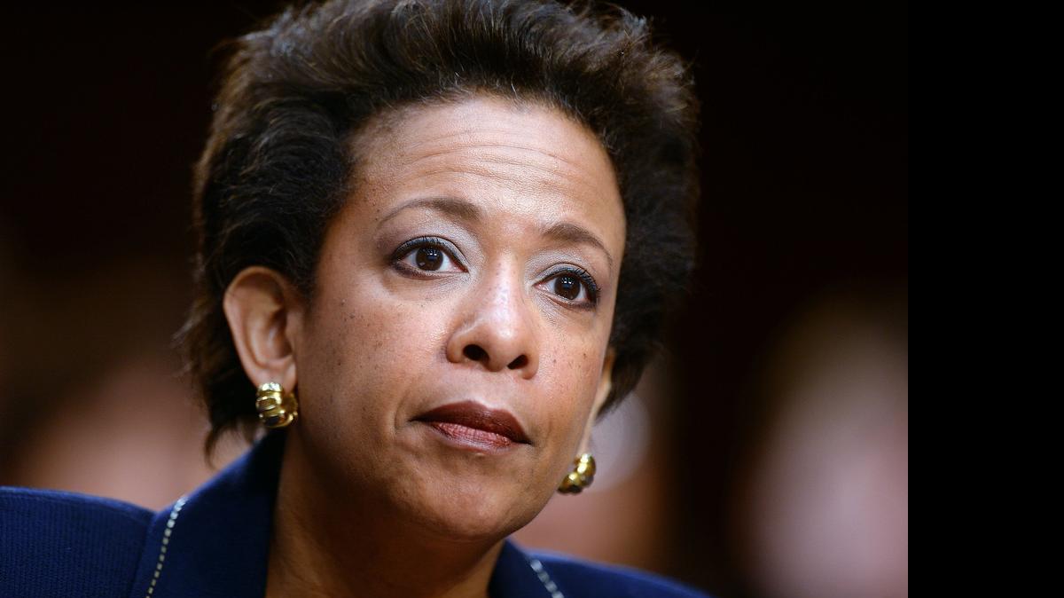 
Loretta Lynch faces a decision on investigating Democratic frontrunner Hillary Clinton. 


