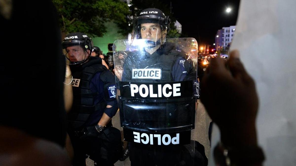 
Charlotte-Mecklenburg police kept peace following the mistrial in the Randall Kerrick case.


